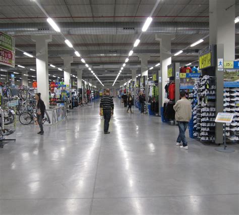 mollet del valles decathlon|Tiendas Decathlon Mollet del Vallès 